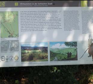 Erste Informationstafel