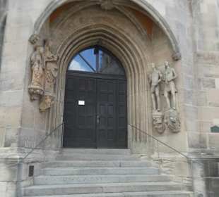 Hauptportal der Kirche St. Moriz