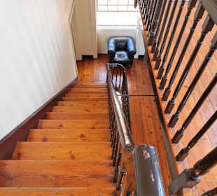 Treppe zum Rathausturm von Funchal