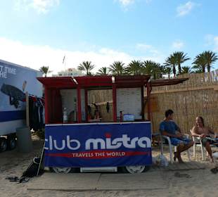 Club Mistral Station vorm Hotel