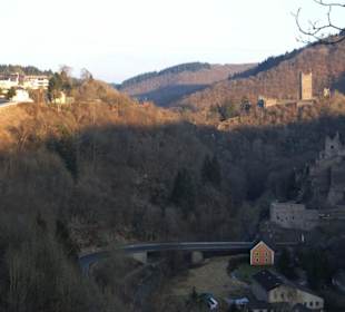 Blick auf die Burgen und Manderscheid