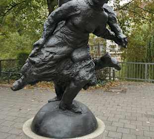 Trödelmarktinsel: Tanzendes Bauernpaar