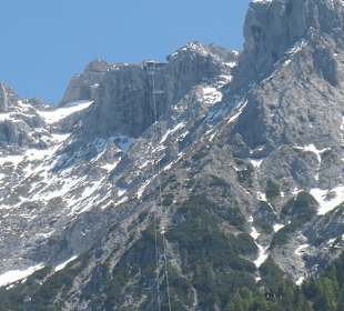 Mittenwald: Blick zur Karwendelbahn