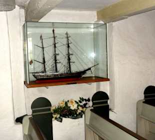 Maritime Details der Schifferkirche