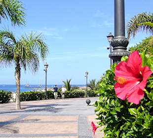 Promenade bei Playa de Duque