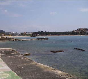Blick von der Promenade auf den Strand