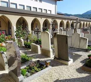Blick über den Friedhof