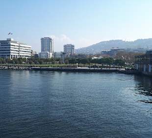 Hafen Izmir