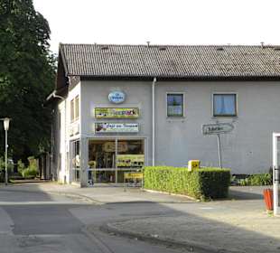 Eingang zum Tierpark