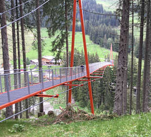 Most Golden Gate w Alpach