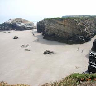 Playa de las Catedrales von der Steilküste