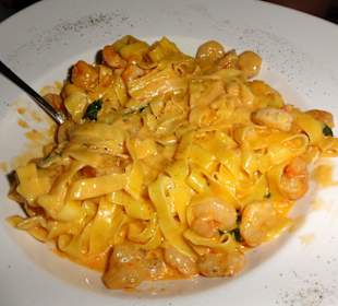 Gamberetti mit Tagliatelle im Royal Ketty