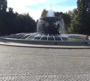 Brunnen Stille Wasser