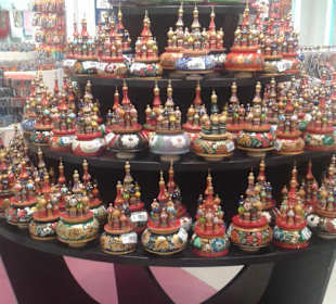 "Russische Souvenirs":