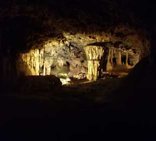 Einblick in die Höhle