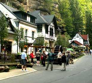 Bushaltestelle in Herrnskretschen