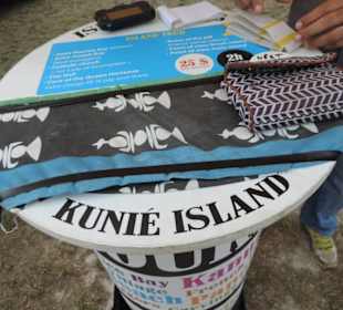 Stand des Touranbieters am Tenderhafen