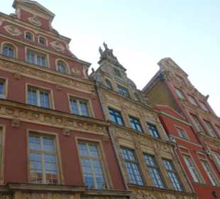 Langgasse: toll rekonstruierte Häuserfassaden