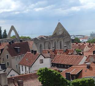 Blick auf die Ruine der St. Catharine-Kirche