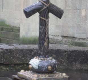 Weinrebenkreuz der Heiligen Nino