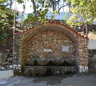 Archipolis und die Kirche Agios Nektarios Saint Nektarios