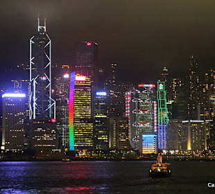 Die Lichtershow am Hafen