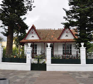 Historisches Gebäude an der Plaza Junta Suprema