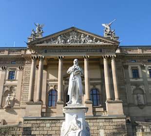 Friedrich Schiller beim Hessischen Staatstheater