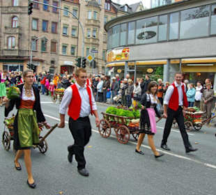 Umzug-Michaeliskirchweih