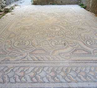 Mosaik beim Odeion - von Hinten