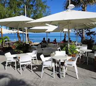 Die Promenade am Plage de Boucan Canot