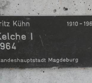 Der Kelchbrunnen im Norden vom Breiten Weg