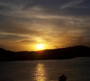 Sonnenuntergang über dem Caronifluss
