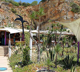 Eingang zur Kalu Beach Bar