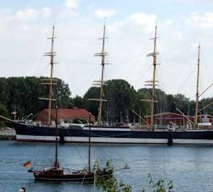 Kutter und Viermaster