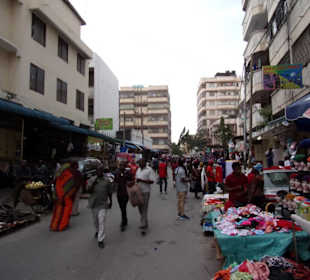 Seitenstrassen um den Kariakoo Markt