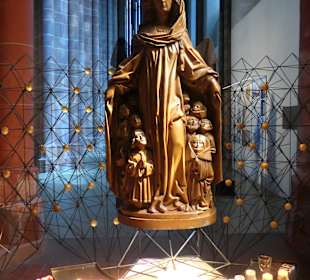 Bei der Mainzer Kirche St. Stephan