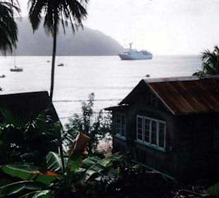 Man-o'-War-Bay Charlotteville