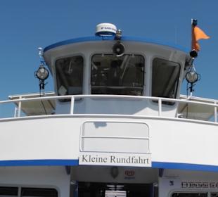 Boot für die kleine Rundfahrt