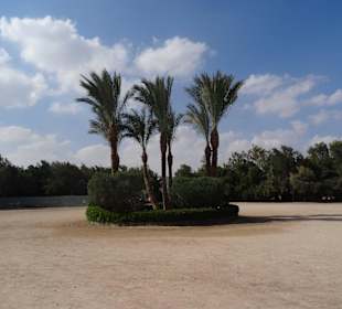 Vorplatz der Kirche von El Gouna