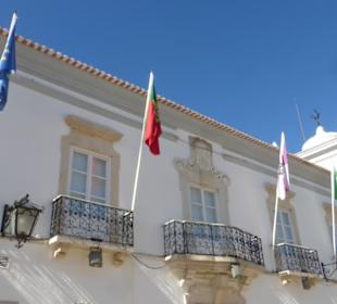 Das Rathaus von Loulé