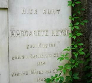Grabmal von Margarete Heyse 