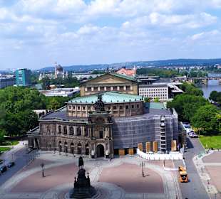 Residenzschloss Blick Hausmannturm 
