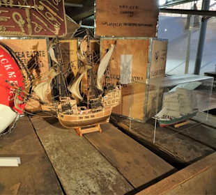 In der Ausstellung im Laderaum