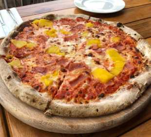 Pizza nach der Tour. Beste Pizza!