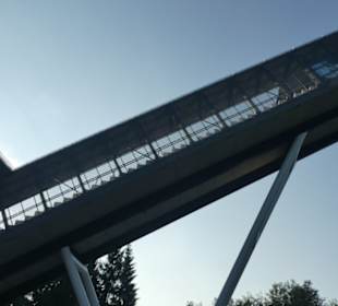 Bei der Wadeberg-Skisprunganlage in Oberhof