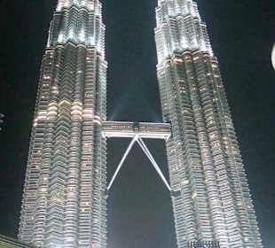 Twin-Towers neben dem Hotel