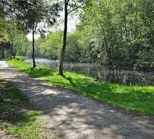 Wege am Wasser im Landschaftspark Reitscharde