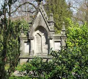 Rundgang über den Friedhof Engesohde