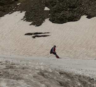 Skifahren am Stilfserjoch im Juni möglich